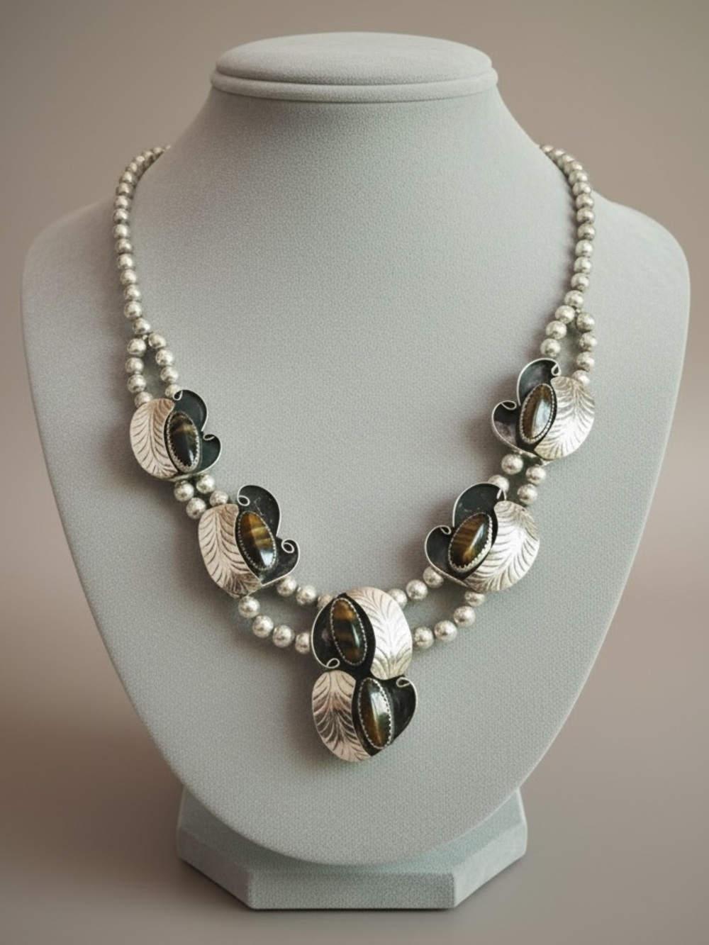 Artisan Handmade Large tigers eye necklace Made in Mexico